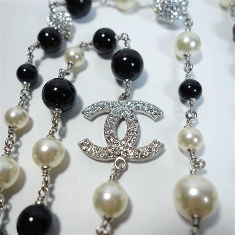 black and white pearl chanel necklace|chanel classic long pearl necklace.